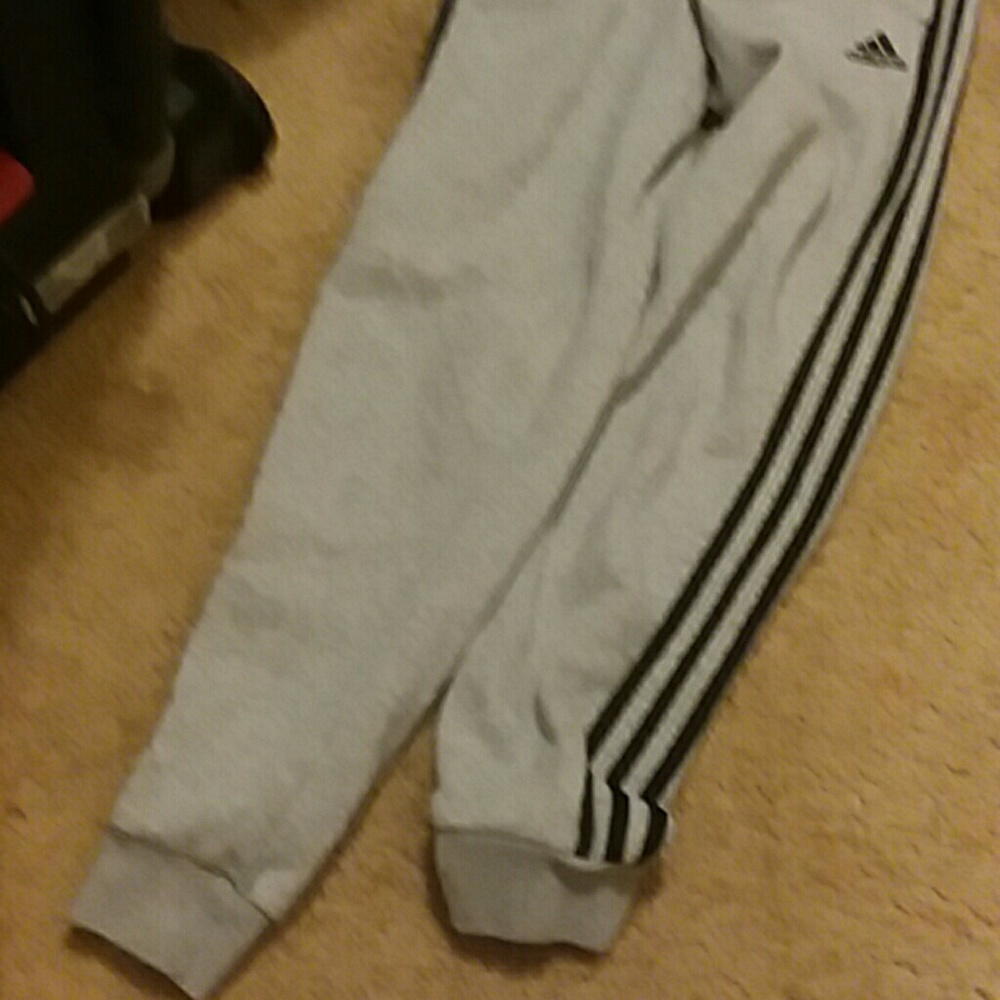 Addidas sweat pants - Picture 4 of 4